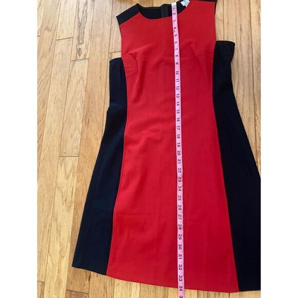 Tristan, women's red/black color block sleeveless fitted, back zip short dress 6 - Picture 7 of 9